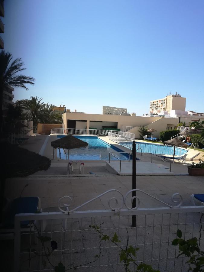 2 Dormitorios, 5 Personas, Piscinas, 10 Min Playa, Plaza La Nogalera Torremolinos Kültér fotó